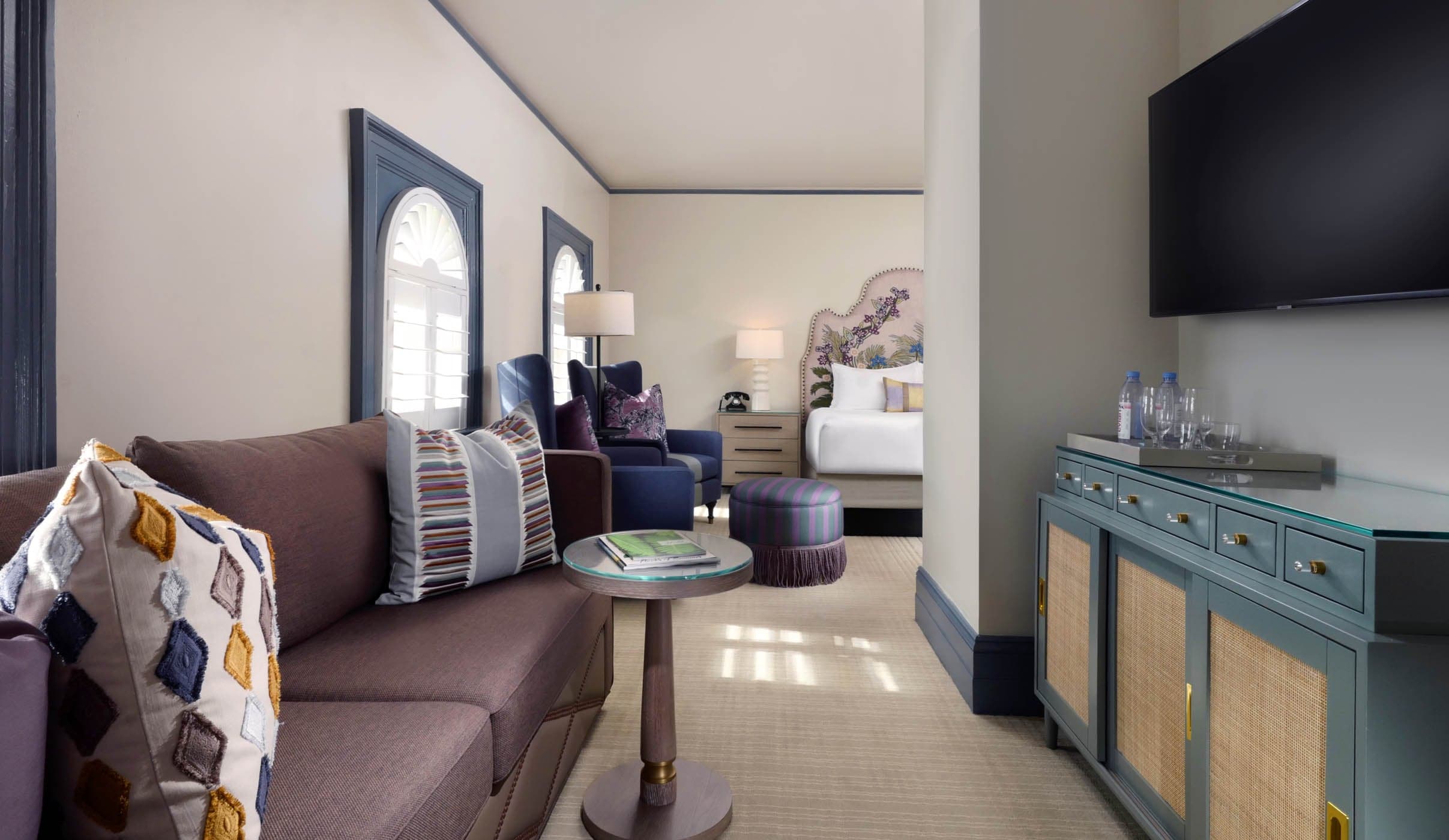 The Galley living room in a Clubhouse King Parlor