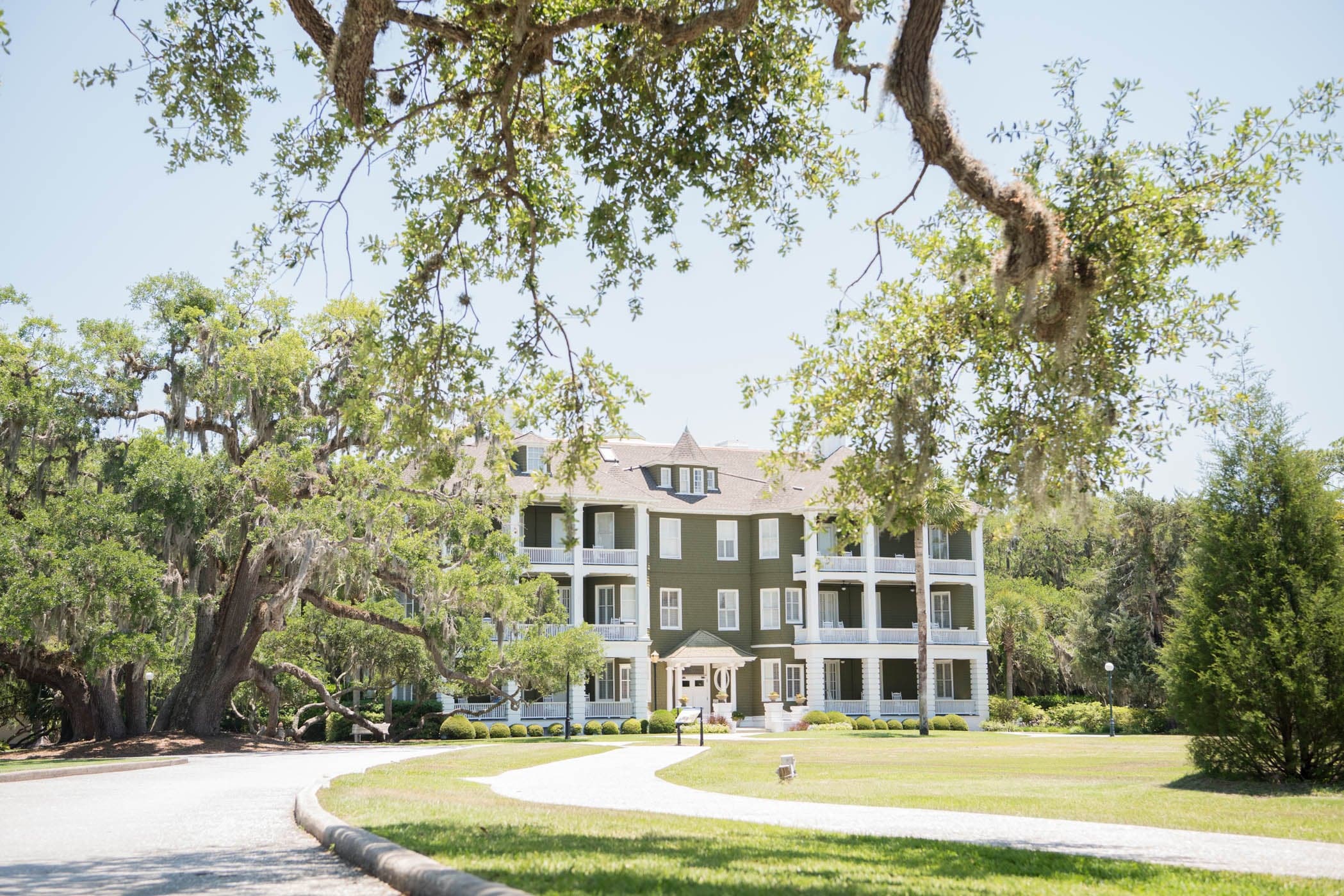 The entrance to Sans Souci cottage