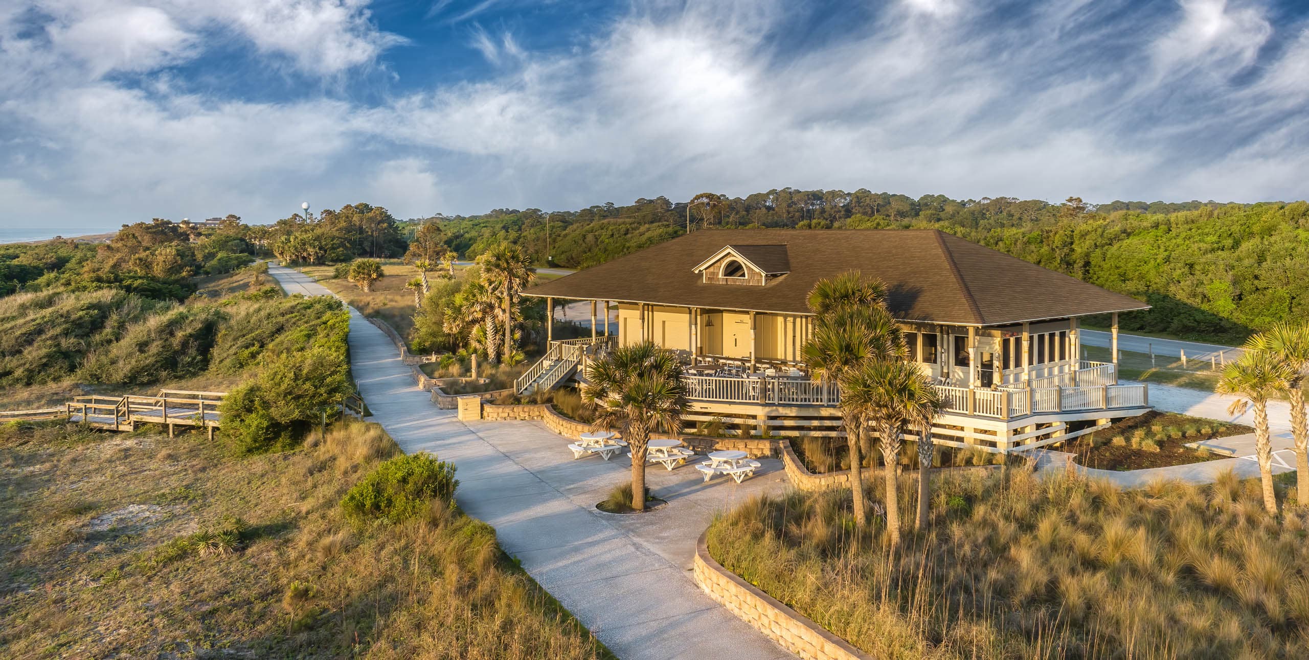 The exterior of Sand Bar showing the path to get there