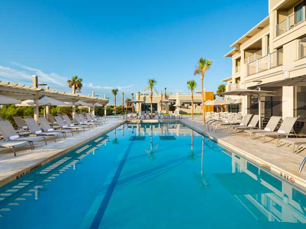 Jekyll Ocean Club Pool.