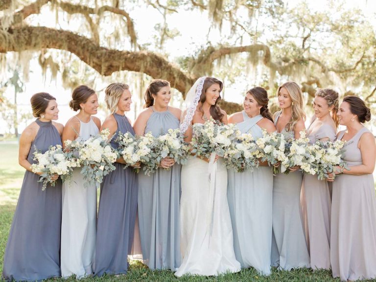 Carolyne With Her Bridesmaids.