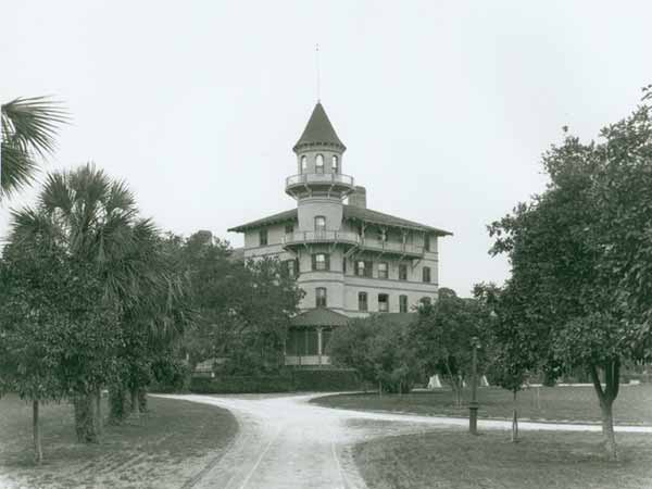 vintage image of jekyll club