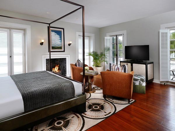 Crane Cottage guestroom